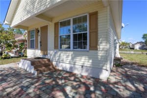 130 Leawood Cir, Naples, FL 34104, Sold 04/14/22