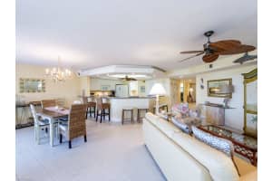 2501 W Gulf Dr UNIT 201, Sanibel, FL 33957, Sold 04/29/22