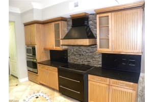 6020 Jonathans Bay Cir APT 102, Fort Myers, FL 33908, Sold 05/20/22
