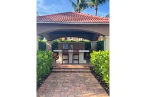 1235 Reserve Way, Naples, FL 34105, Sold 05/31/22