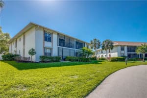 529 Lake Louise Cir #202, Naples, FL 34110, Sold 04/25/22