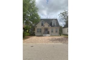 190 Leawood Cir, Naples, FL 34104, Sold 05/17/22