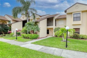 8514 Charter Club Cir UNIT 3, Fort Myers, FL 33919, Sold 04/13/22