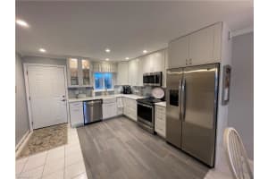 7760 Buccaneer Dr APT C8, Fort Myers Beach, FL 33931, Sold 04/25/22