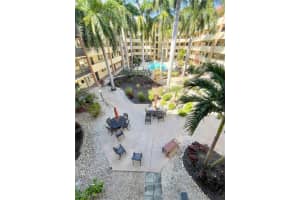 2121 Collier Ave, Fort Myers, FL 33901, Sold 04/07/22