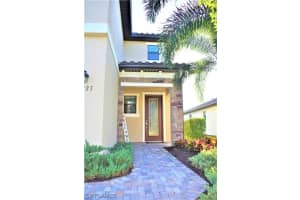 9227 Shadow Oak Ln, Naples, FL 34120, Sold 05/27/22
