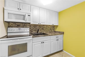 6777 Winkler Rd #166, Fort Myers, FL 33919, Sold 04/29/22