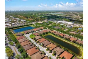 13398 Silktail Dr, Naples, FL 34109, Sold 04/27/22