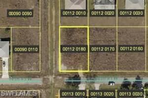 4016 10th Street, Lehigh Acres, FL 33971 - MLS#222021137