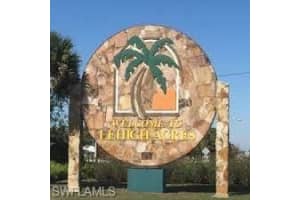 307 Paddock Street, Lehigh Acres, FL 33974 - MLS#222021175