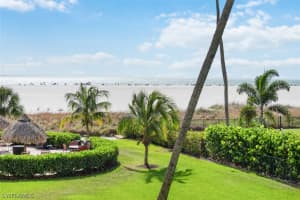 180 Seaview Ct, Marco Island, FL 34145, Sold 06/03/22