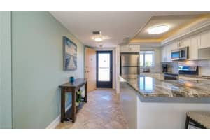 4280 SE 20th Pl APT 307, Cape Coral, FL 33904, Sold 05/13/22