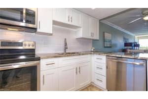 4280 SE 20th Pl APT 307, Cape Coral, FL 33904, Sold 05/13/22
