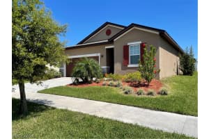 926 Fallon Hills Dr, Haines City, FL 33844, Sold 05/17/22