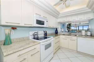 8402 Estero Blvd APT 804, Fort Myers Beach, FL 33931, Sold 06/02/22