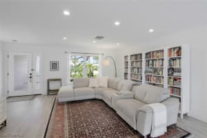 1010 Nottingham Dr, Naples, FL 34109, Sold 05/31/22