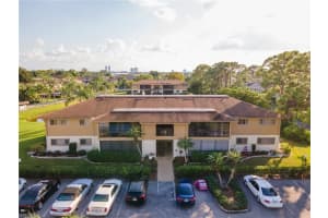 5712 Foxlake Dr APT 3, North Fort Myers, FL 33917, Sold 04/21/22