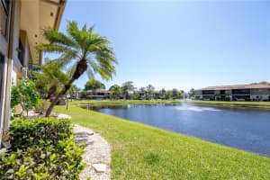 5712 Foxlake Dr APT 3, North Fort Myers, FL 33917, Sold 04/21/22