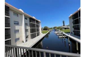 9395 Pennsylvania Ave APT 36, Bonita Springs, FL 34135, Sold 05/20/22