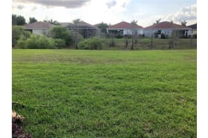 8674 Athena Ct, Lehigh Acres, FL 33971, Sold 05/05/22