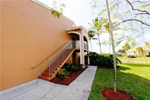 1235 Wildwood Lakes Blvd Apt 207, Naples, FL 34104, Sold 06/03/22