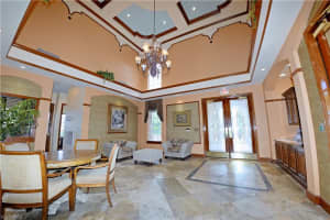 1235 Wildwood Lakes Blvd Apt 207, Naples, FL 34104, Sold 06/03/22