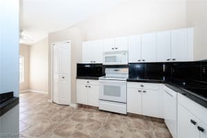 5497 Whitten Dr, Naples, FL 34104, Sold 05/20/22