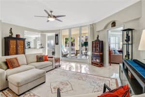 450 Bayfront Pl, Naples, FL 34102, Sold 04/25/22