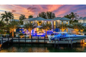 2201 Shad Ct, Naples, FL 34102, Sold 01/18/23