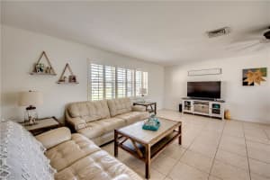 1906 SE 37th Terrace, Cape Coral, FL 33904, Sold 07/27/22