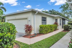 471 Crossfield Cir, Naples, FL 34104, Sold 04/29/22