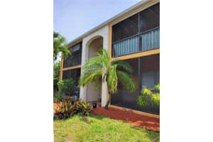 12662 Kenwood Ln b, Fort Myers, FL 33907, Sold 05/03/22