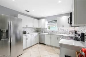 1574 Trafalgar Ln, Naples, FL 34116, Sold 05/10/22