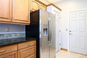 7440 Berkshire Pines Dr, Naples, FL 34104, Sold 04/15/22
