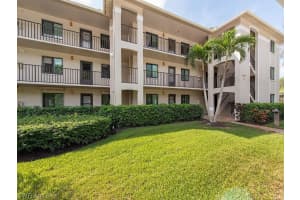 5784 Deauville Cir, Naples, FL 34112, Sold 05/11/22