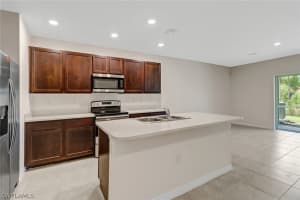 15229 Wildflower Cir, Naples, FL 34119, Sold 04/29/22