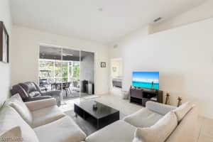 6196 Mandalay Cir, Naples, FL 34112, Sold 05/24/22
