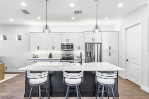 16197 Parque Ln, Naples, FL 34110, Sold 05/19/22