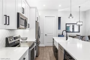 16197 Parque Ln, Naples, FL 34110, Sold 05/19/22