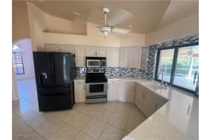 10461 Regent Cir, Naples, FL 34109, Sold 05/09/22