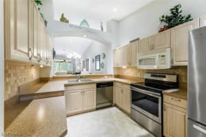 6242 Mandalay Cir, Naples, FL 34112, Sold 04/28/22