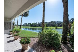 102 Clubhouse Dr, Naples, FL 34105, Sold 05/03/22