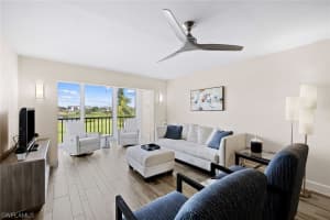 29 High Point Cir E, Naples, FL 34103, Sold 05/31/22