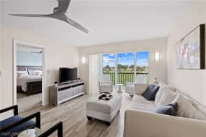 29 High Point Cir E, Naples, FL 34103, Sold 05/31/22