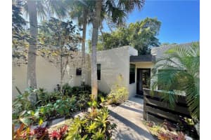 202 Pinebrook Dr, Fort Myers, FL 33907, Sold 04/13/22