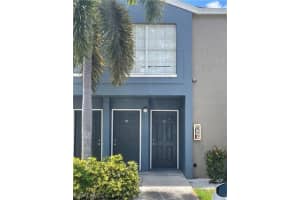 132 Santa Clara Dr, Naples, FL 34104, Sold 01/04/23