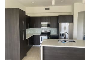 11701 Olivetti Ln Apt 401, Fort Myers, FL 33908, Sold 05/23/22