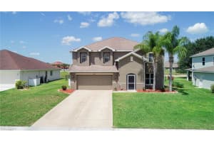 8100 Allamanda Ct, Lehigh Acres, FL 33972, Sold 05/31/22