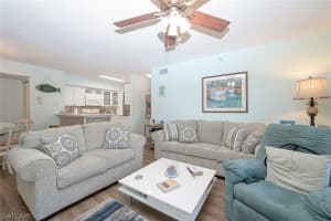 8880 Colonnades Ct W, Bonita Springs, FL 34135, Sold 05/31/22