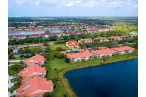6595 Huntington Lakes Cir, Naples, FL 34119, Sold 05/12/22